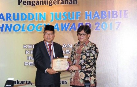 Kreator FIN Komodo Raih Bacharuddin Jusuf Habibie Technology Award 2017